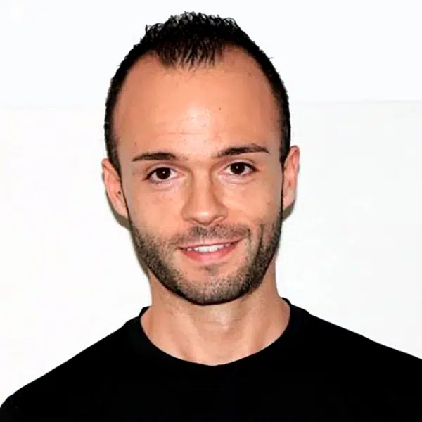 ALBERTO POSADAS 2