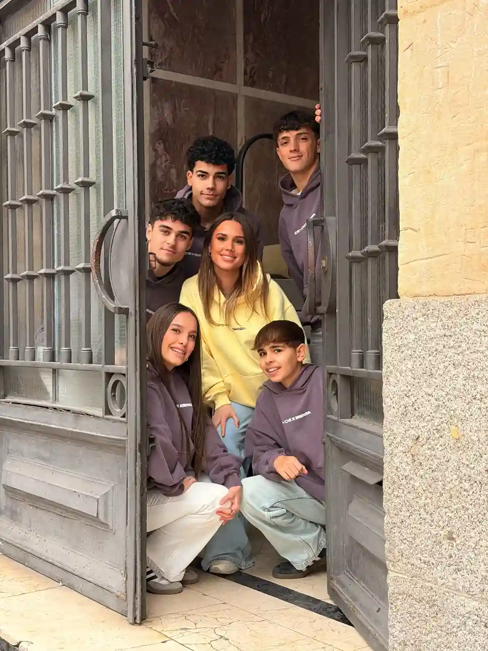 Alumnos de ESYDE estudiando una FP sin nota de corte